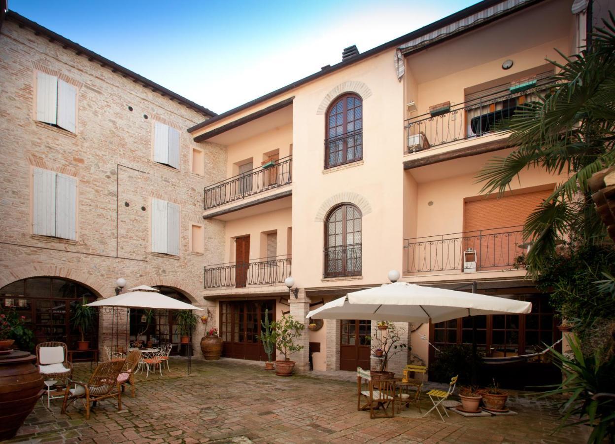 Relais B&B Corte Dei Turchi 롱기아노 외부 사진