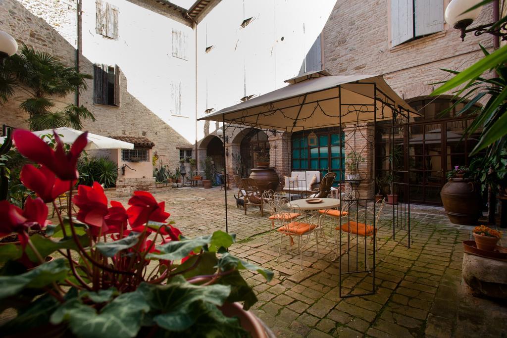 Relais B&B Corte Dei Turchi 롱기아노 외부 사진